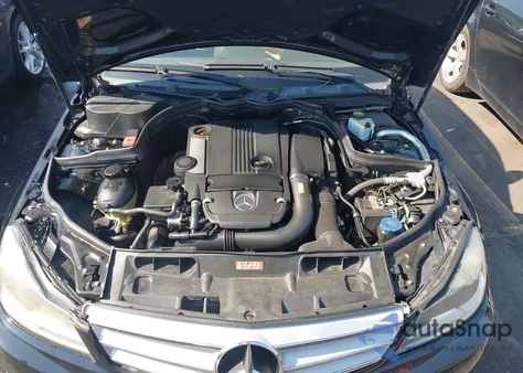 2013 Mercedes-Benz C 250 Luxury/Sport from USA, damaged, VIN WDDGF4HB8DA783486